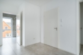 Bild - Neubau OG-Wohnung Nr. 3 mit Stellplatz und Balkon zu verkaufen - ohne Provision!