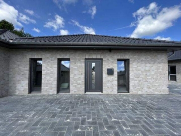 Stilvolle KfW 40 EE Neubau-Doppelhaushälften in exklusiver Siedlung zu vermieten, 26842 Ostrhauderfehn, Wohnung